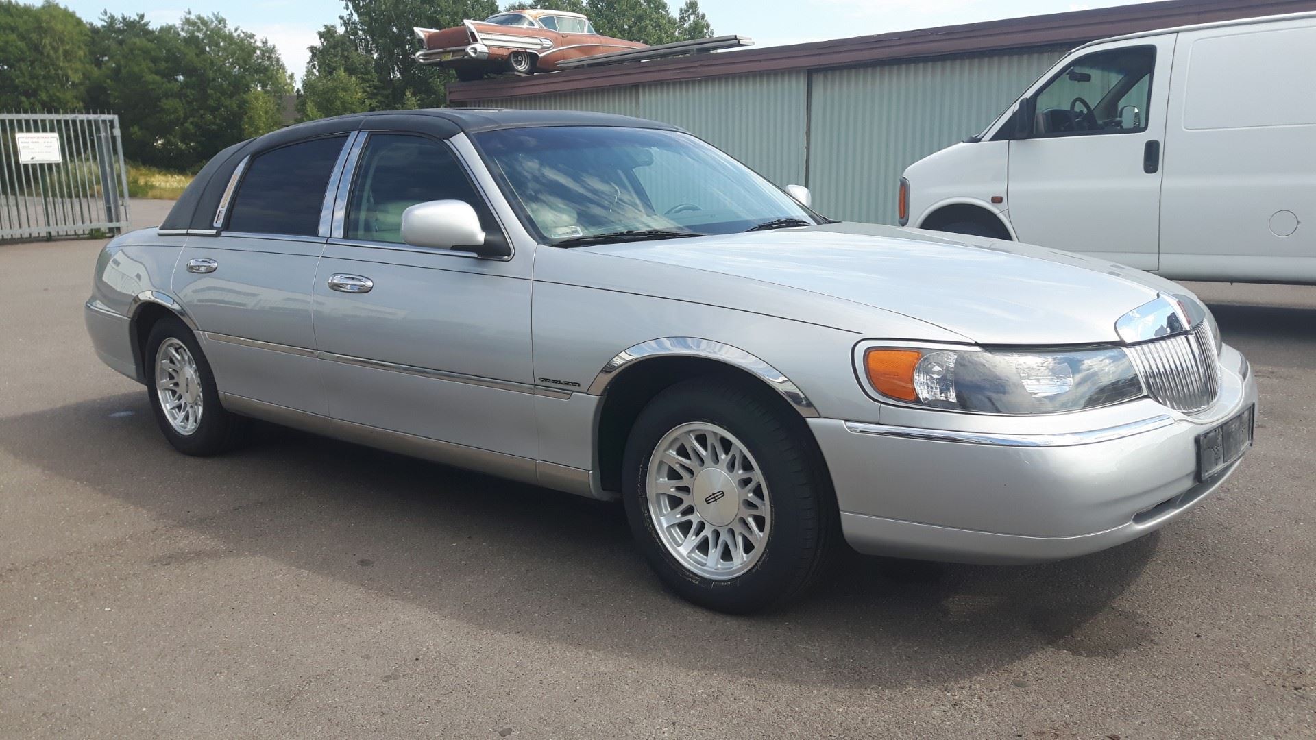 Lincoln town car 1998